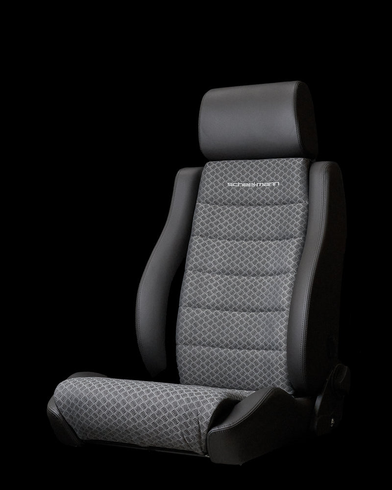 Traveller LR Edition Seats Pair