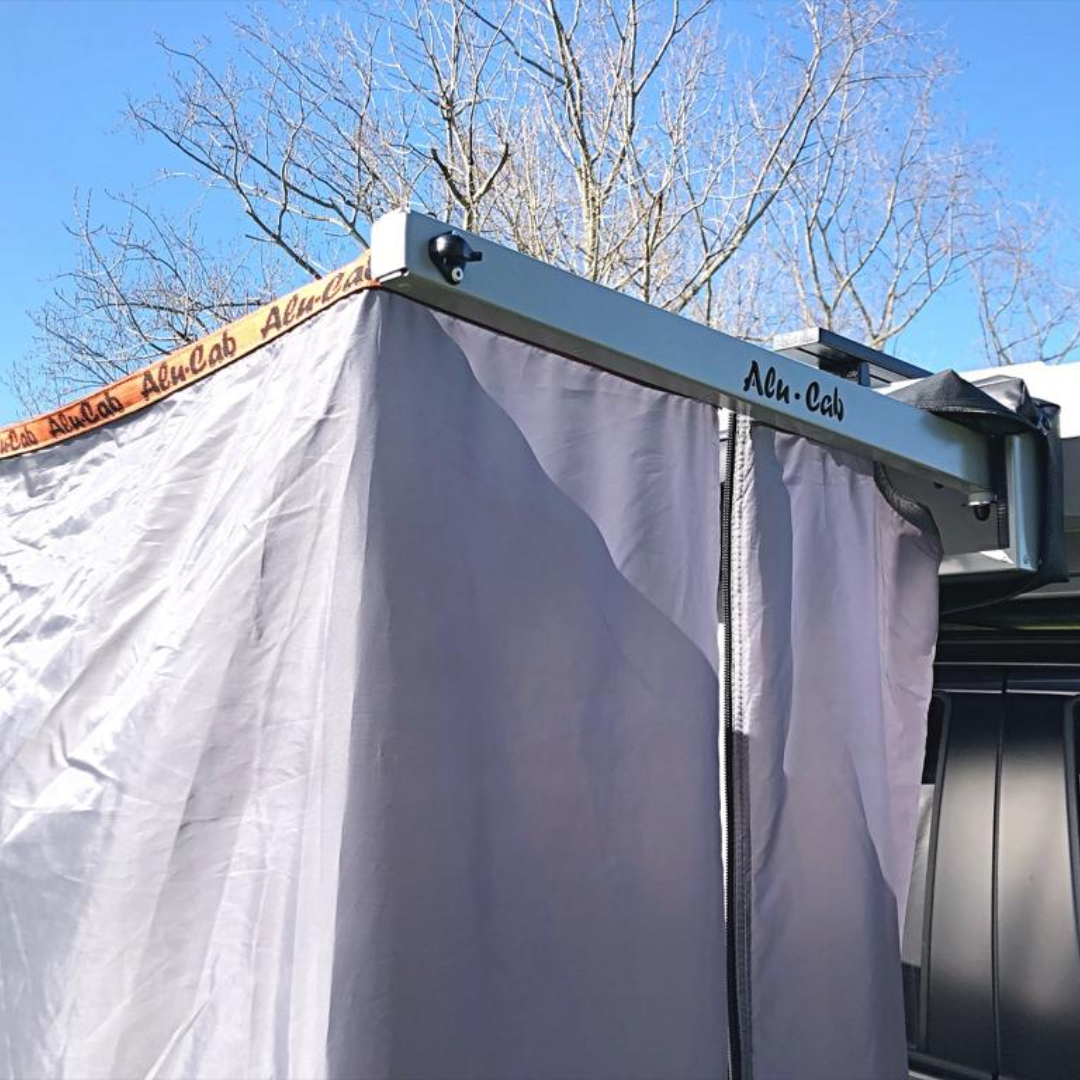 Alu-Cab Shower Cube