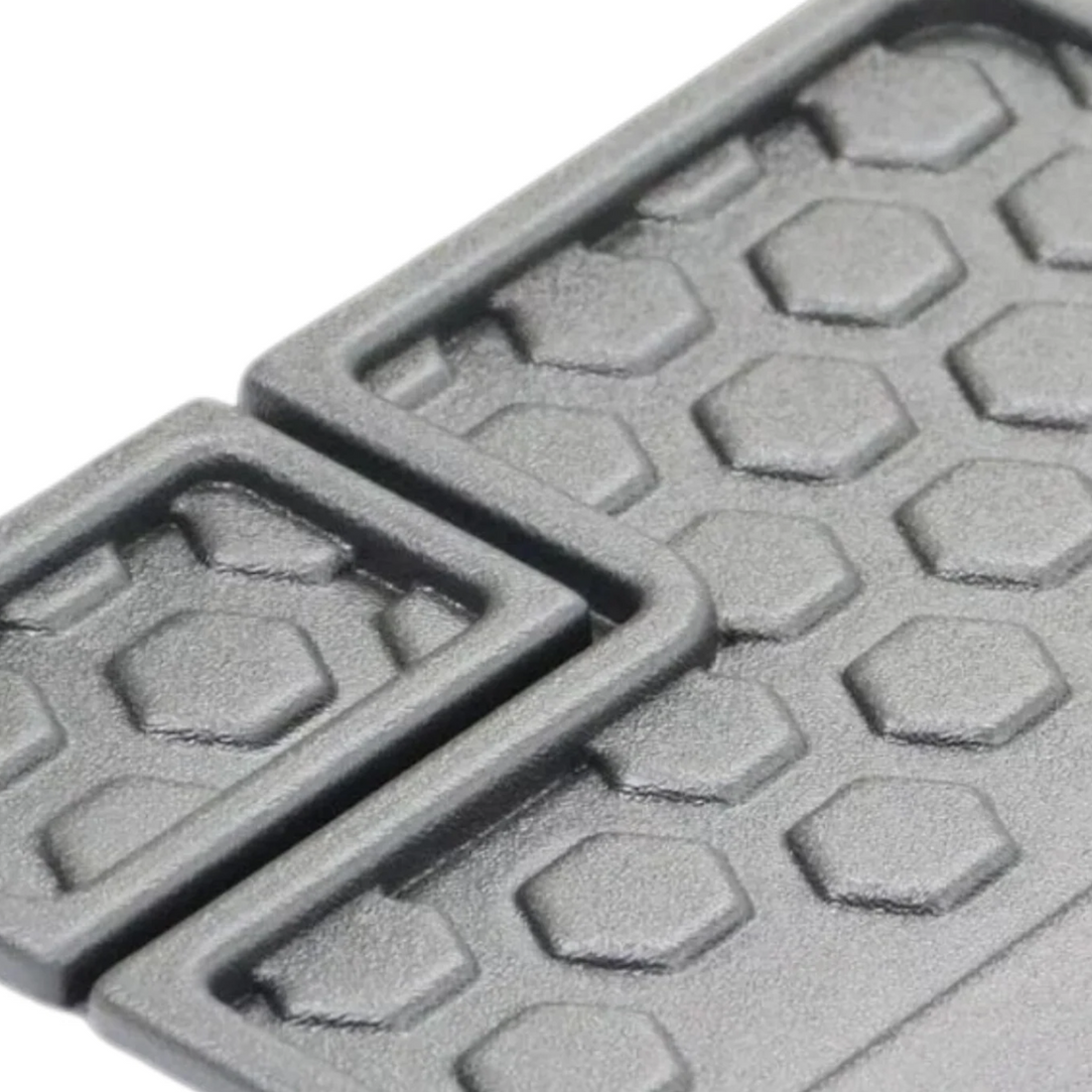 Rubber Rear Loadspace Mat – Land Rover Defender 90 &amp; 110 L663
