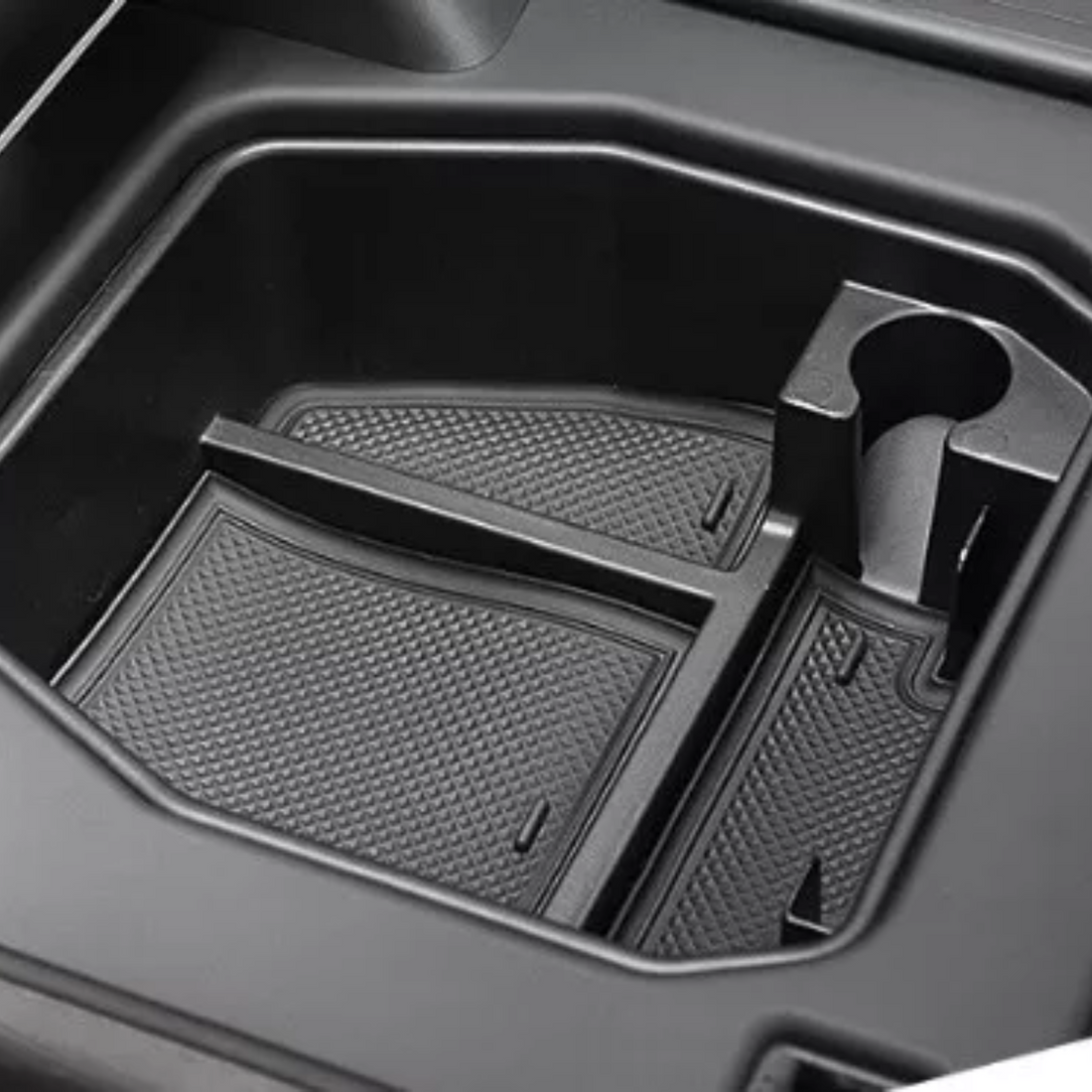 Defender L663 Armrest Storage Insert