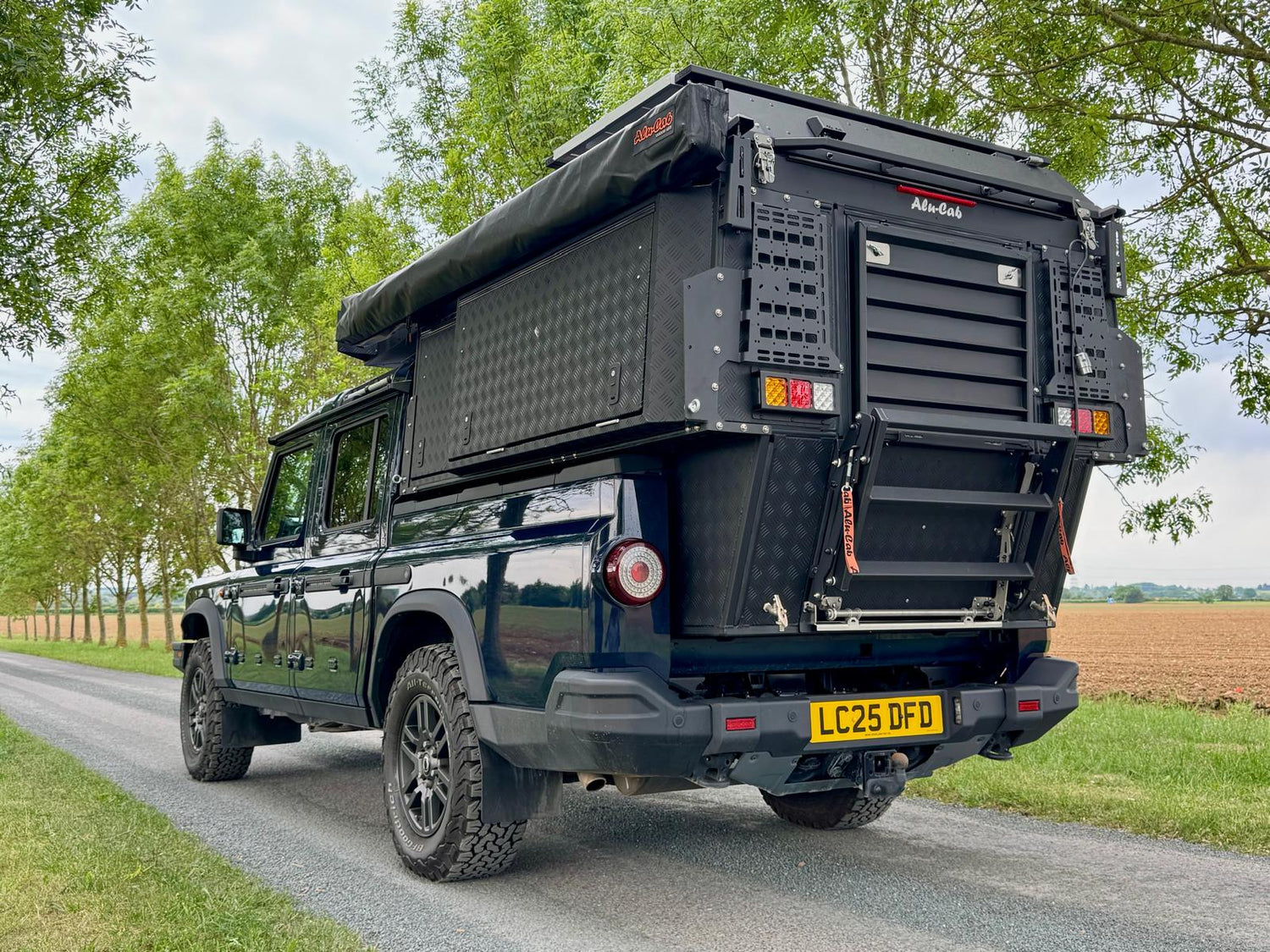 Alu-Cab Khaya Comfort Unit